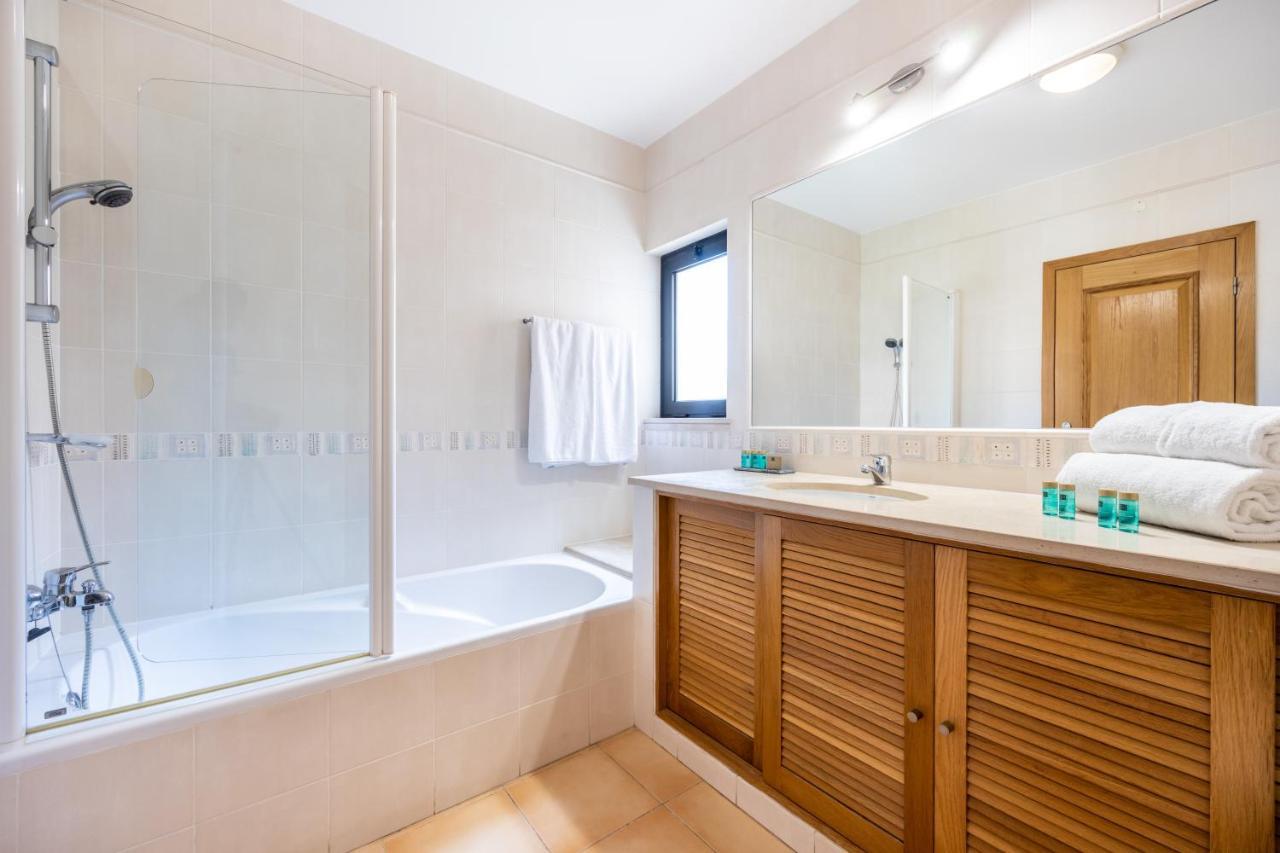 Aum Praia Da Luz Resort Apartment Kültér fotó