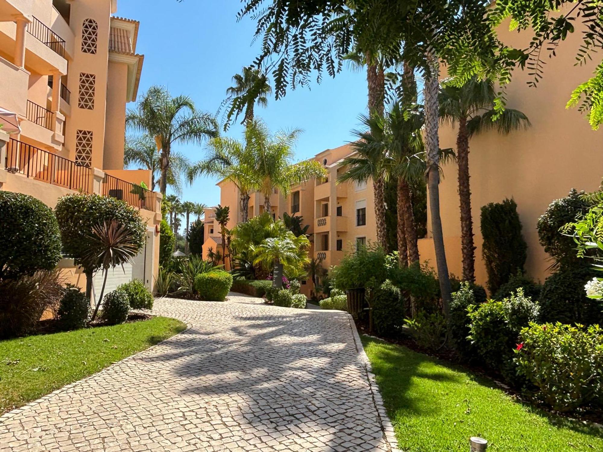 Aum Praia Da Luz Resort Apartment Kültér fotó