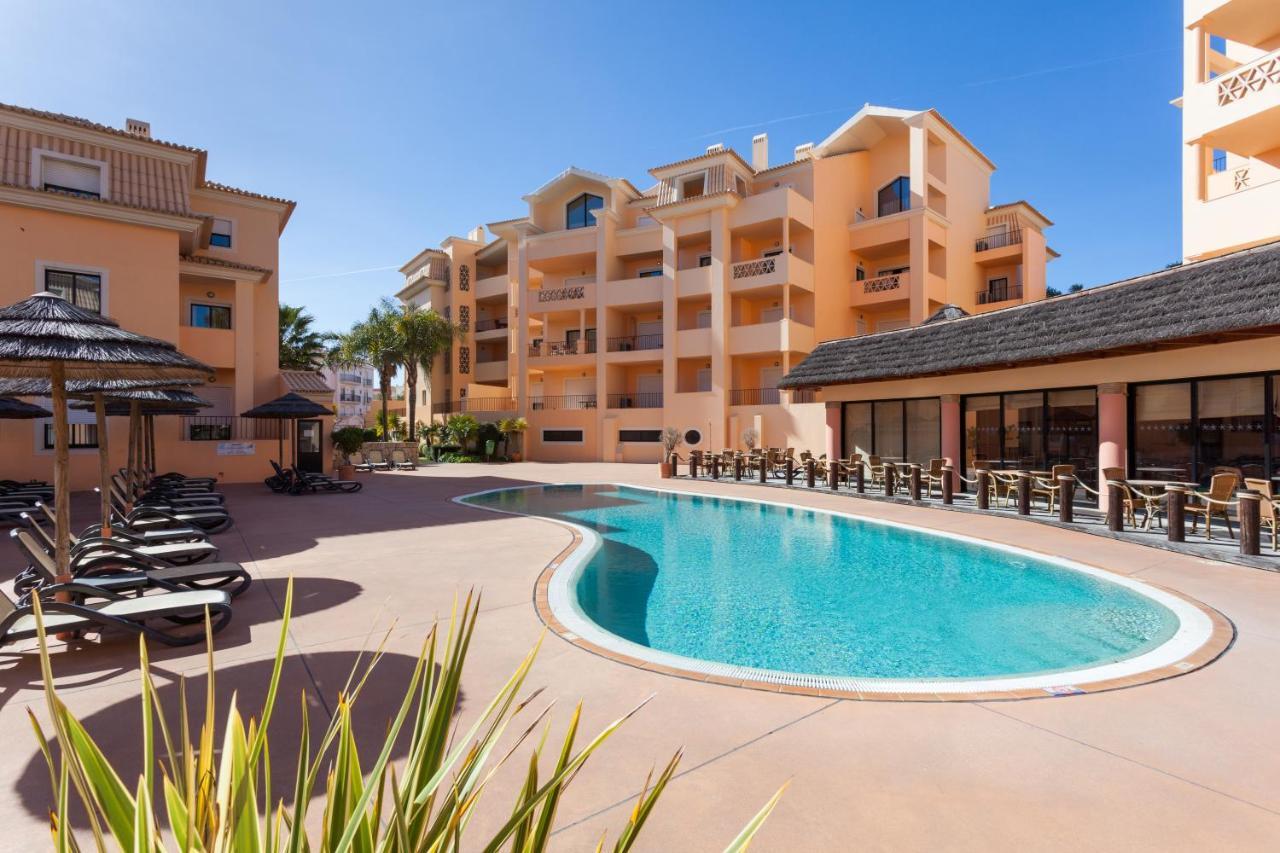 Aum Praia Da Luz Resort Apartment Kültér fotó